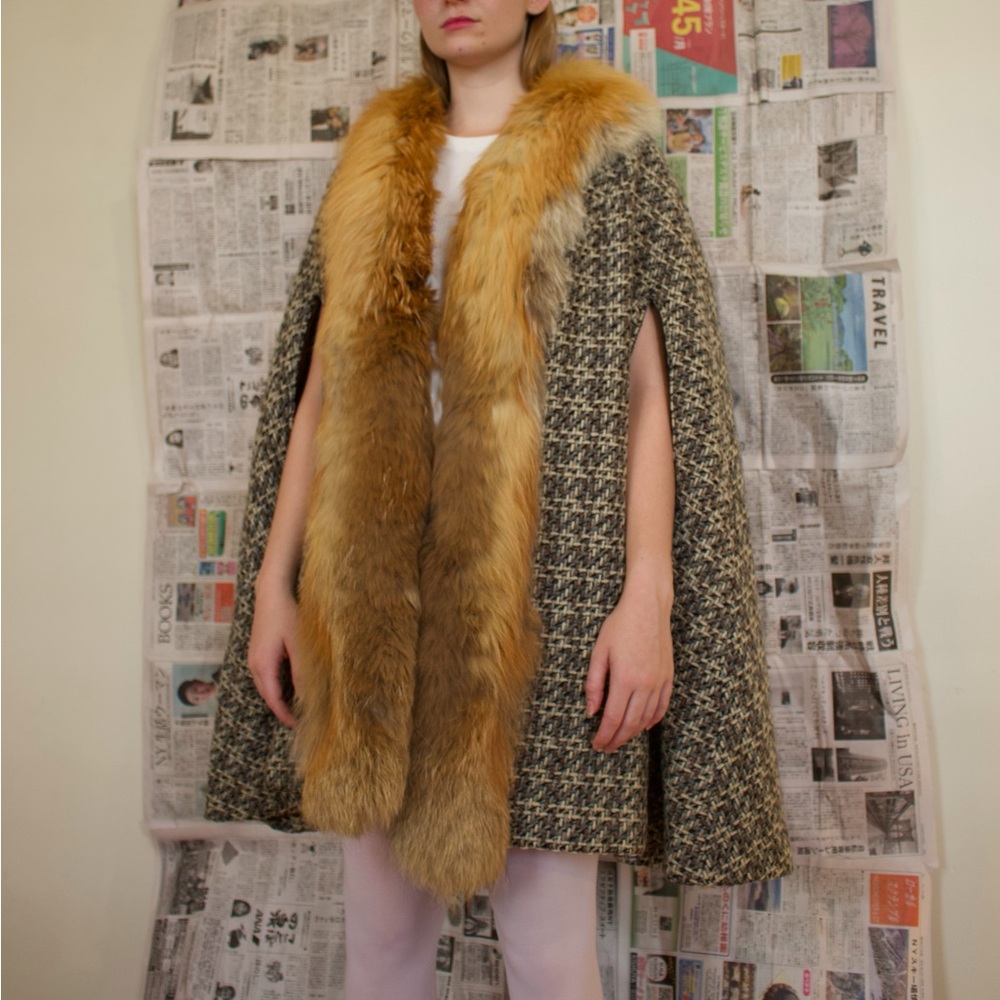 70’s Vintage wool tweed cape coat
